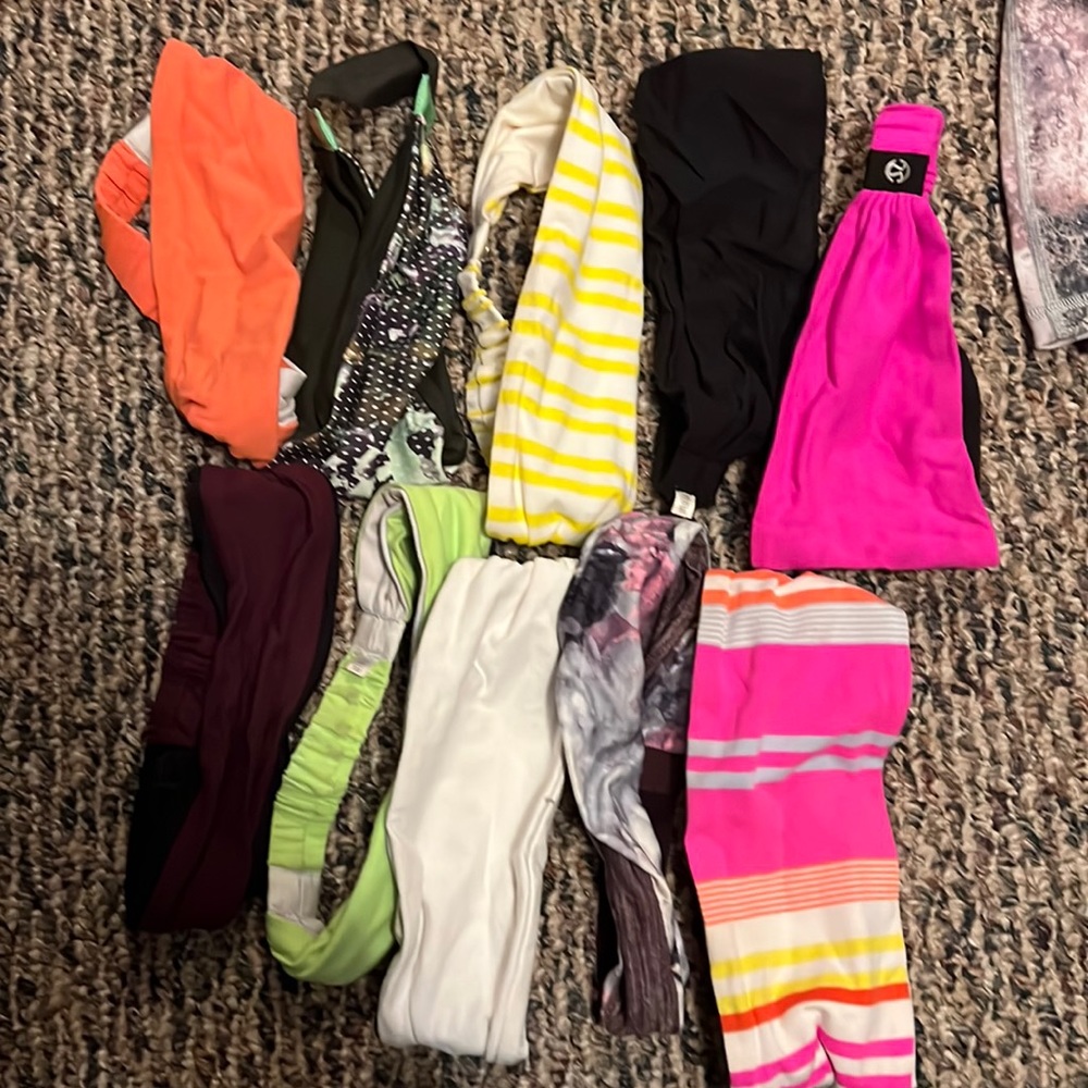 10 pack Lululemon headbands very good condition